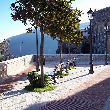 La Locanda Del Ruspante Castro dei Volsci Экстерьер фото