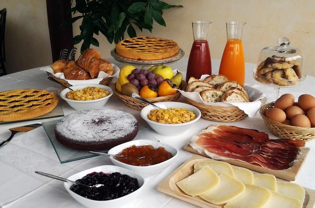 La Locanda Del Ruspante Castro dei Volsci Экстерьер фото